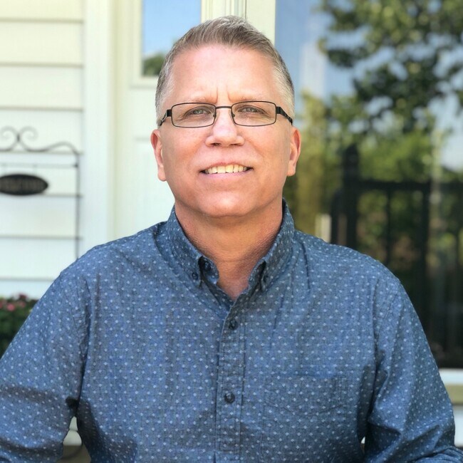 Douglas (Doug) Smith