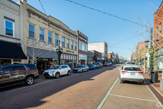 Trade Street in downtown Greer is very walkable and has great shops and restaurants.
