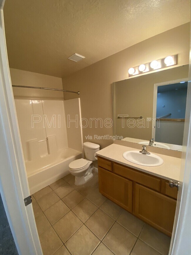 433 N 3150 W, Clearfield, UT 84015 - photo 3