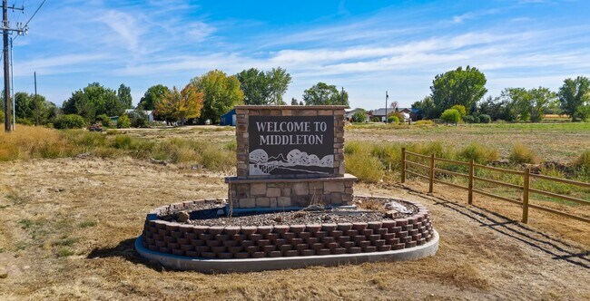 Middleton Monument Sign