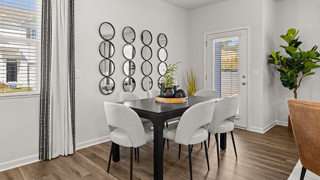 5989 Skylar Dr SW, South Fulton, GA 30331 - photo 4