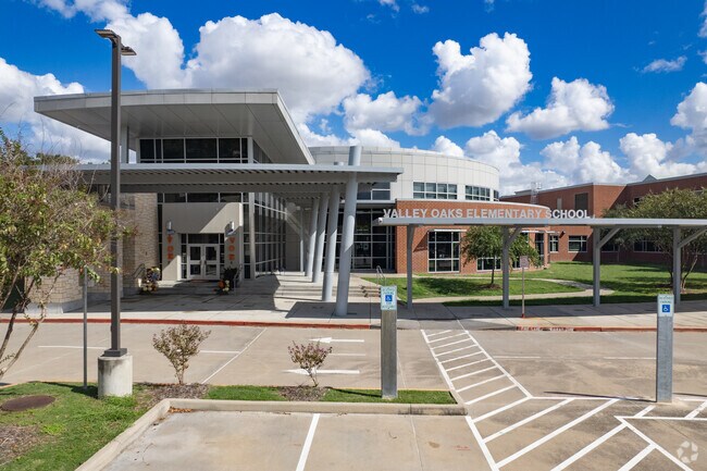 Younger students in Hilshire Village attend Valley Oaks Elementary School.