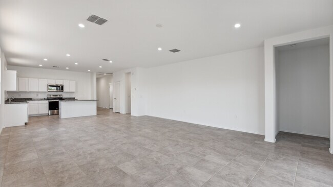 8535 W Clemente Way, Florence, AZ 85132 - photo 6