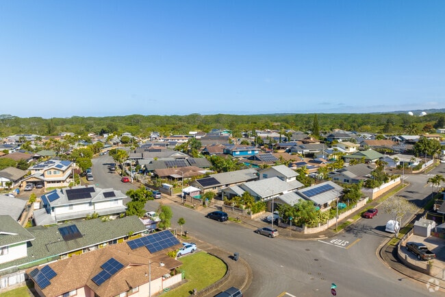 Wahiawa’s midcentury homes offer serene island living.