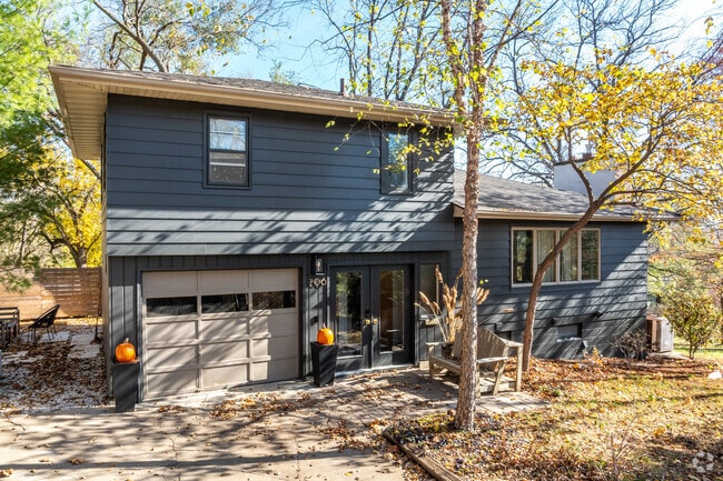 Homes north of Benton St overlook the rest of Miller Orchard.