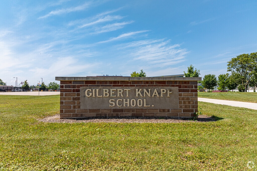 Knapp Elementary School is a public elementary school in Racine, WI.