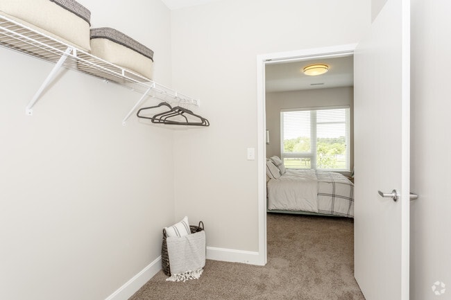 Union Berkley, Kansas City, MO 64120 - photo 6