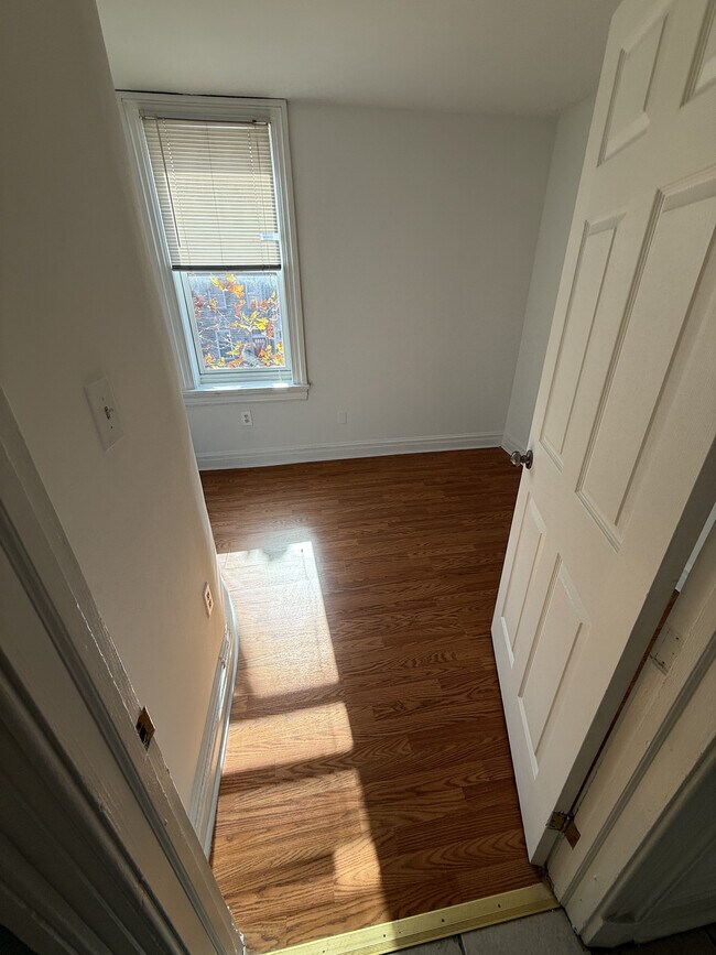 31 S Arlington Ave unit 1, Baltimore, MD 21223 - photo 7