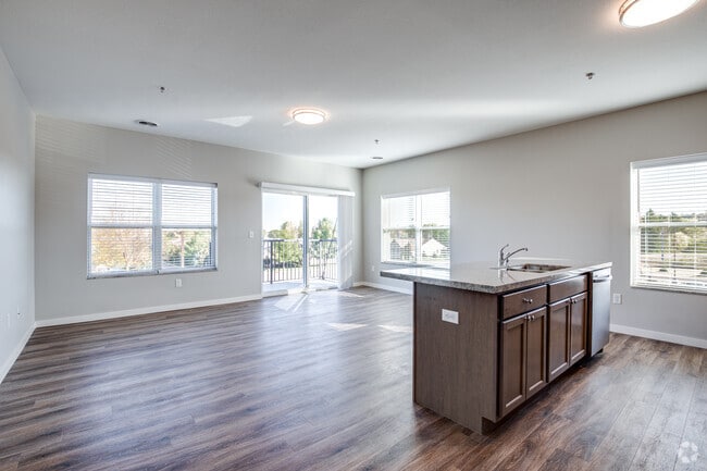 Mayer Road Ventures - The Massey Luxury Apartments, Hudson, WI 54016 - photo 2