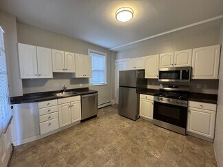 61 Dana St Unit 8, Cambridge, MA 02138