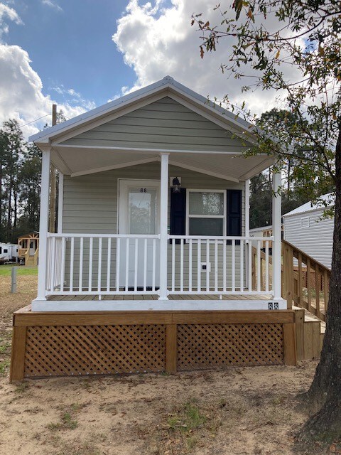 3700 Schillinger Rd N, Semmes, AL 36575