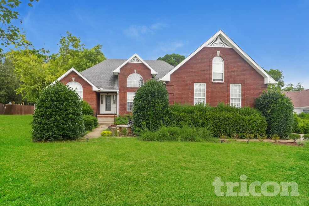 1503 Whitmore St, Lebanon, TN 37087 - photo 1