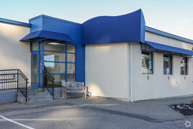 Knowledge Beginnings is a private school located in North Reading.