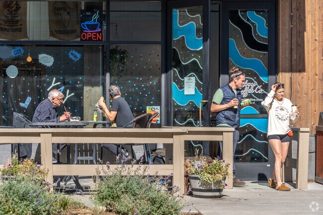 Coffee shops and local boutiques contribute to the eclectic atmosphere of Big Sky.