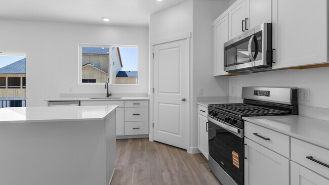 1563 E 960 N, Salem, UT 84653 - photo 4