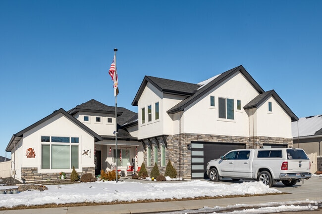 Larger families will appreciate the spacious layouts of modern craftsman and ranch style homes in Payette.