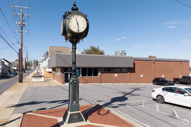 You can find what time it is on Main St. in Dallastown, PA.