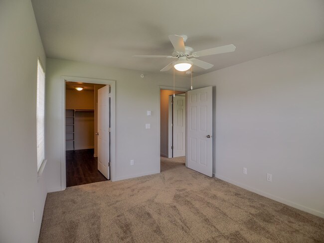 Sunset View Apartment Homes, Beaverton, OR 97006 - photo 5
