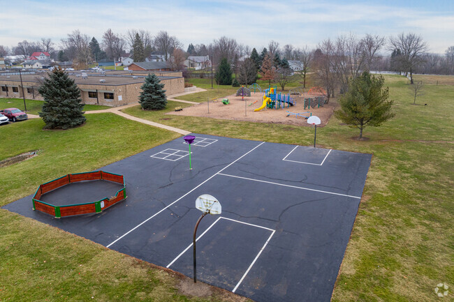 Coesse Elementary School teaches grades K-5.