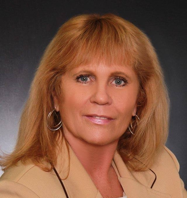 Leslie Horton