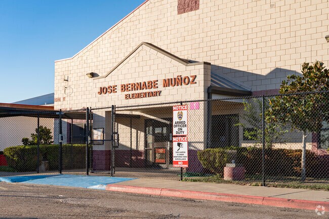 Jose Bernabe Munoz Elementary is located in the East side of La Villa.