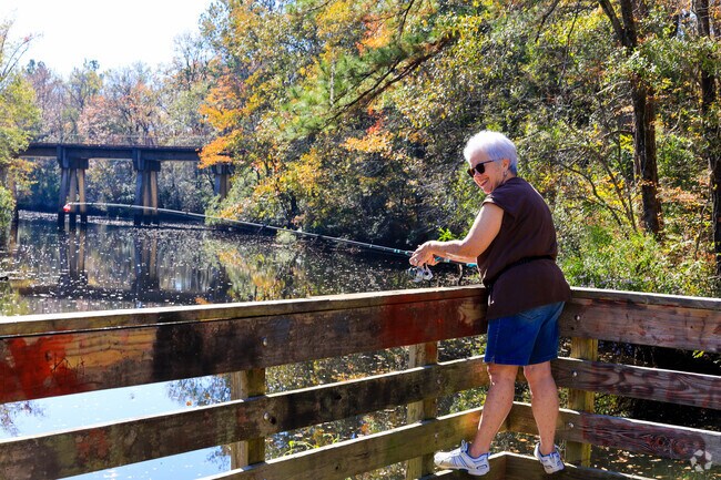 Huger Park is a perfect spot for fishing in Cordesville, South Carolina.