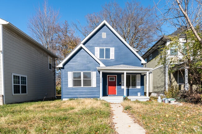 The riverside area of Indianapolis has ranch-style, American four-squares and bungalow homes.