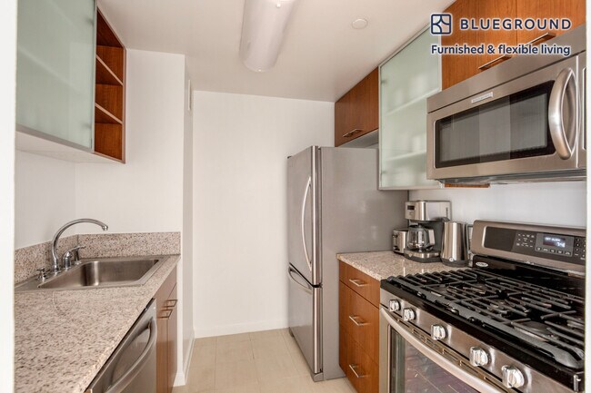 535 W 23rd St unit FL9-ID1280, New York, NY 10011 - photo 7