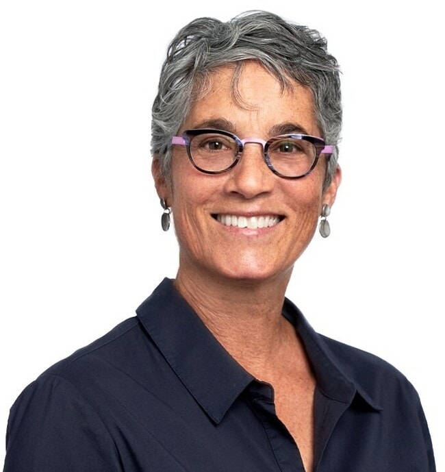 Tracy Davis