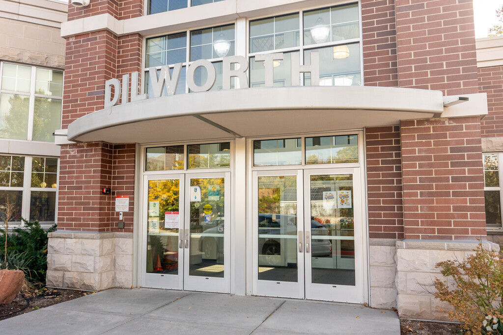 Dilworth Elementary School provides education in the neighborhood of 
Sugar House.