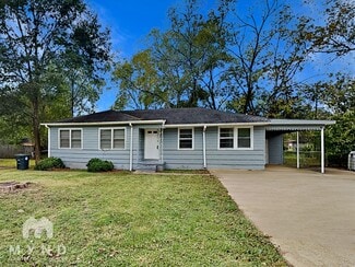 5916 Ave P, Birmingham, AL 35228