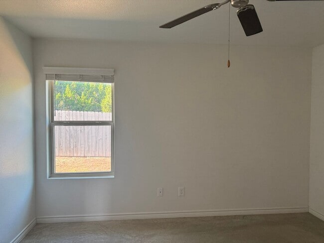 1801 Emma Naylor Ct unit B, Harker Heights, TX 76548 - photo 7