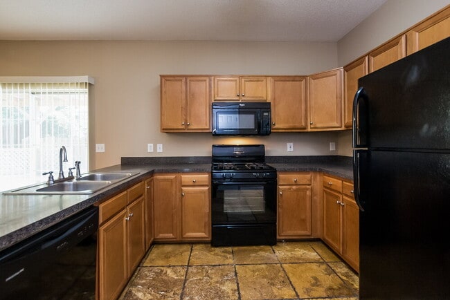 3672 Marathon Cir, Austell, GA 30106 - photo 7