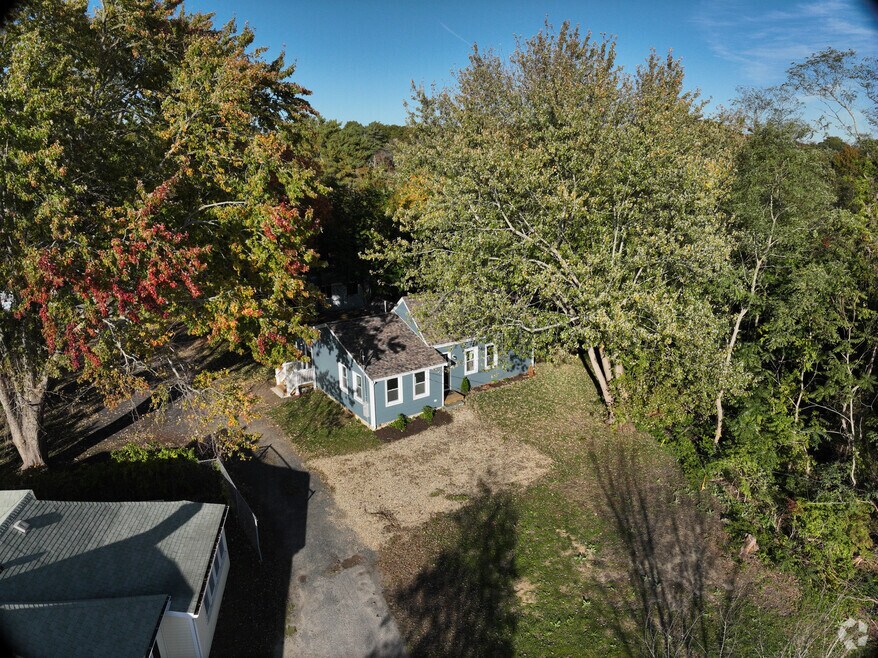 2838 Cranberry Hwy, Wareham, MA 02571 - photo 2