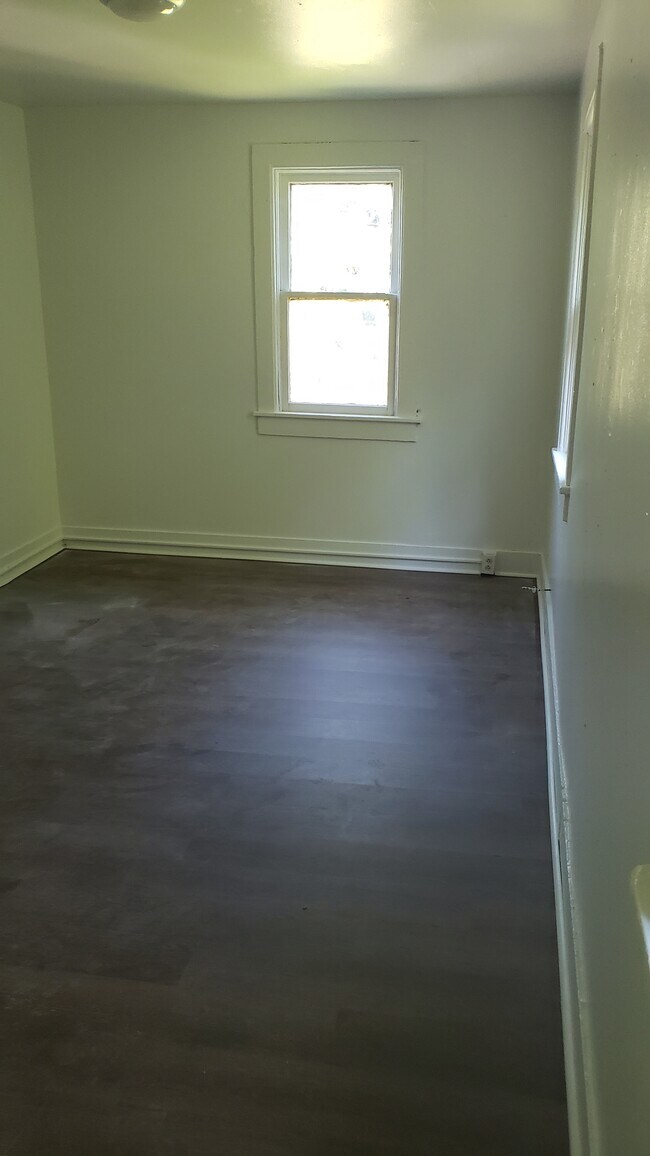 3 Church St unit 3, Stamford, NY 12167 - photo 4