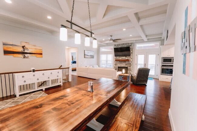 1906 Almand Dr unit ID1369206P, Bentonville, AR 72712 - photo 4