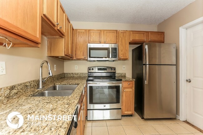 5054 Knightsbridge Cir N, Jacksonville, FL 32244 - photo 4