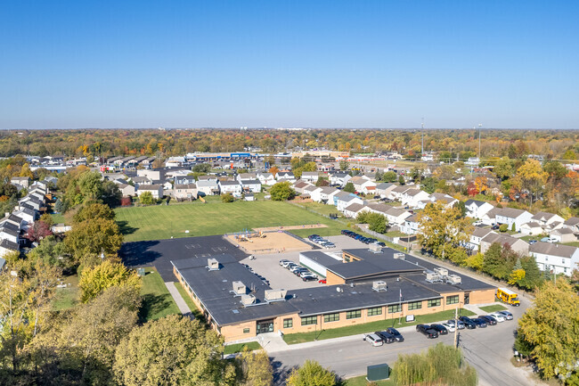 East Franklin Elementary School is located in Outer Greater Hilltop, Columbus OH.