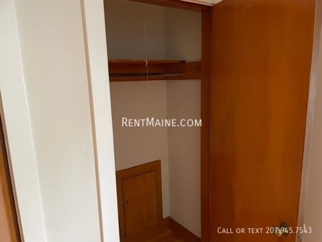 302 Turner St unit 2R, Auburn, ME 04210 - photo 4
