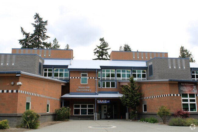 Rose Hill Elementary School is in the South Rose Hill neighborhood of Washington.