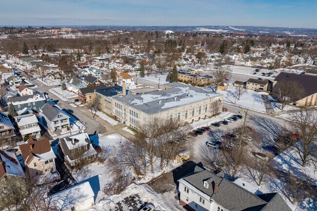 Notre Dame Elementary is right on a main road in Rome.