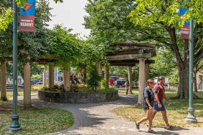 Bicentennial Park in Arlington is perfect for a afternoon walk.