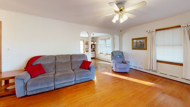 9 E Marie St, Hudson, NY 12534 - photo 3