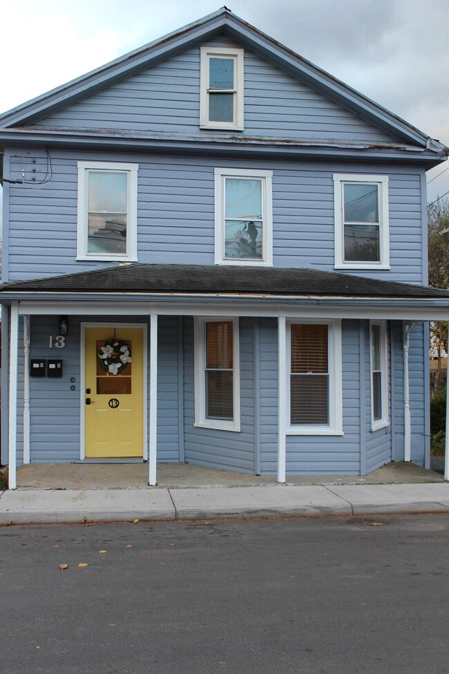13 E North Ave unit 1, Winchester, VA 22601 - photo 2