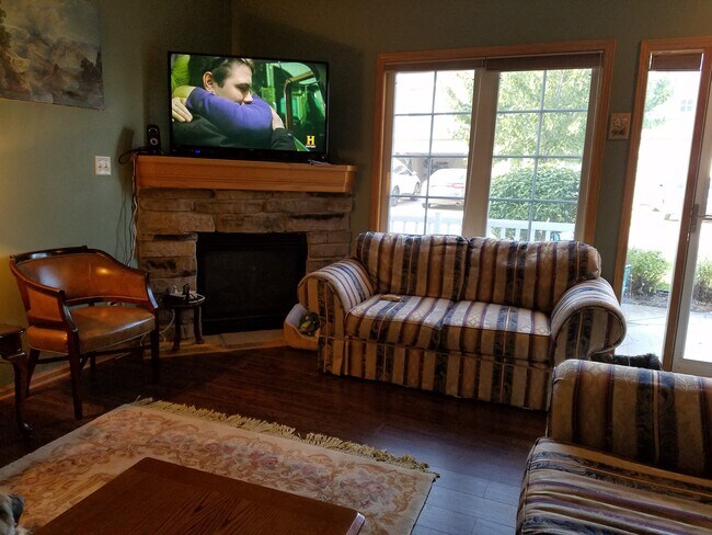 2004 NW Ashton Ln, Ankeny, IA 50023 - photo 7