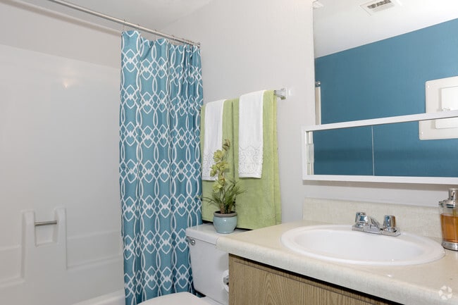 The Resort on 35th, Phoenix, AZ 85017 - photo 4