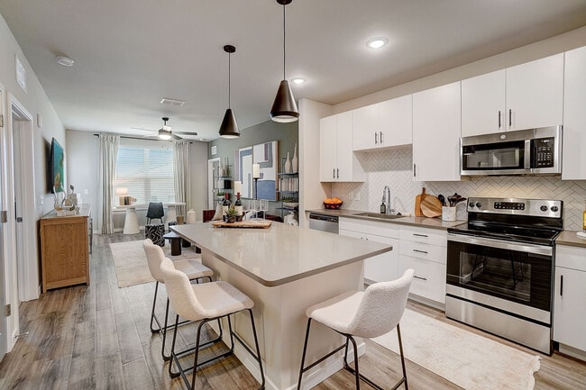 Ilumina Zephyrhills, Zephyrhills, FL 33540 - photo 2