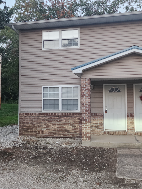 2bed 1 5-2b15 Bath, Crocker, MO 65452