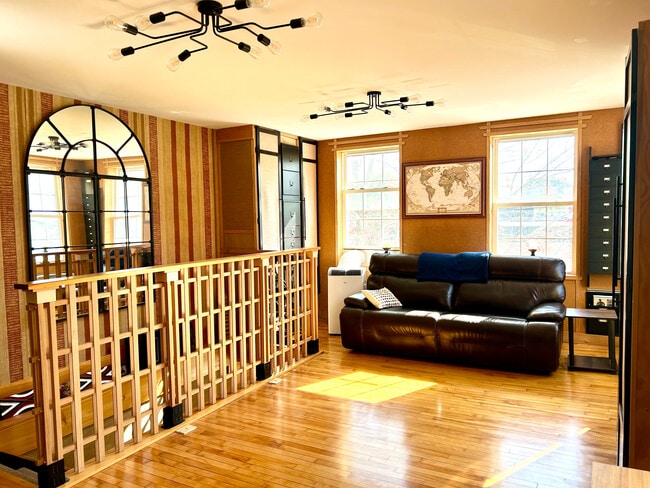 241 Cumberland Ave unit Luxury Downtown Furn, Portland, ME 04101 - photo 4