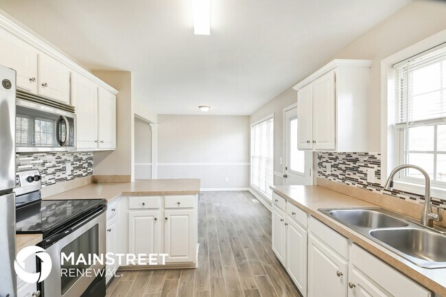 60 Knottingham Ct, Dunn, NC 28334 - photo 5